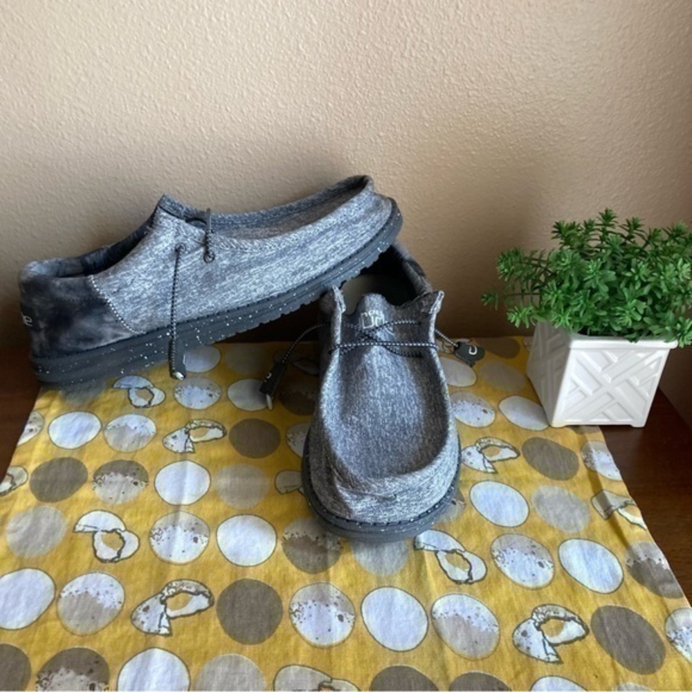 Hey Dude Raven gray tie dye Men’s shoes size 11